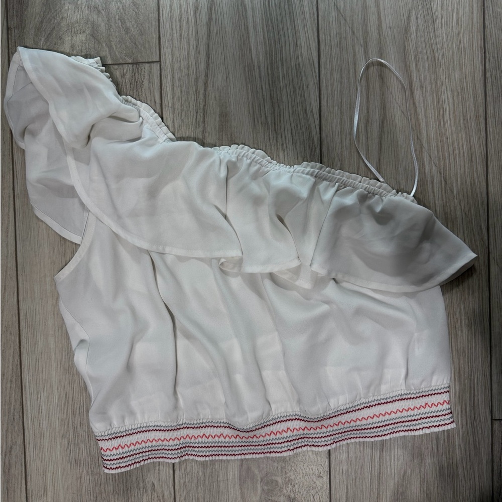 Elegant White Ruffled Women's Top